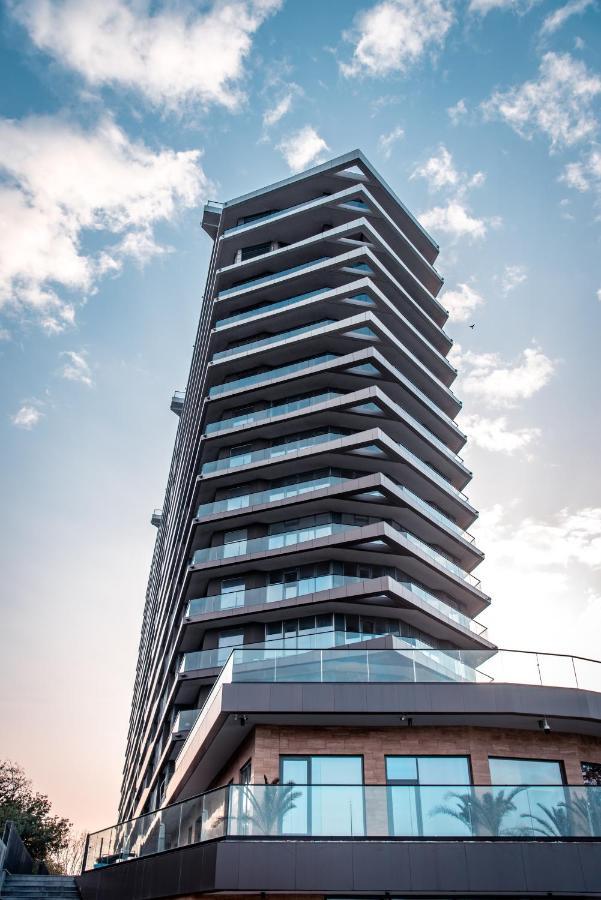 Apart Hotel Greenwood Near Sea Odessa Exterior foto
